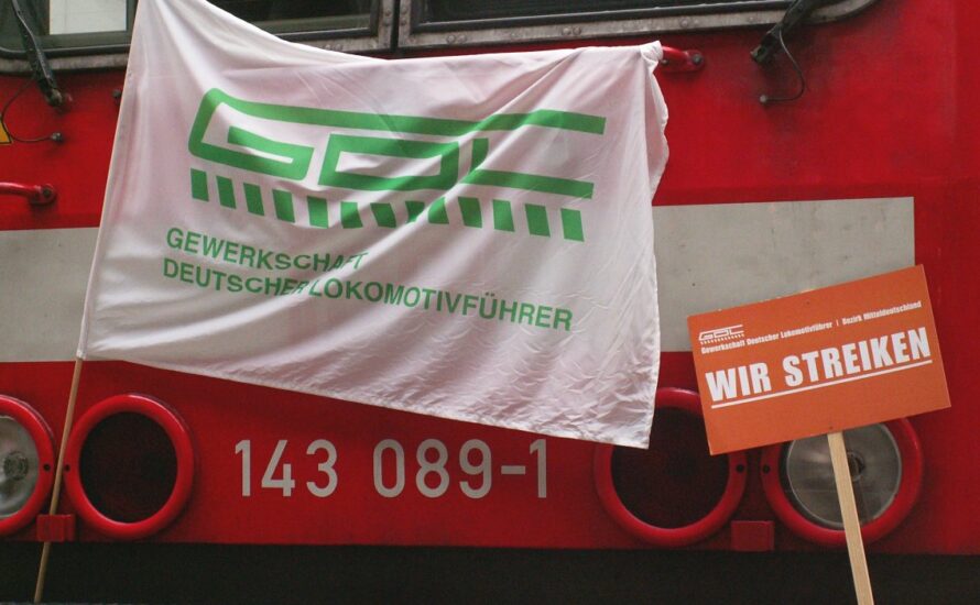 Die eisenbahngewerkschaft und die deutsche bahn vereinbarten eine lohnerhöhung von 6,1 prozent. Bahnstreik - Klasse Gegen Klasse - Politischer Bahnstreik vor den Wahlen?