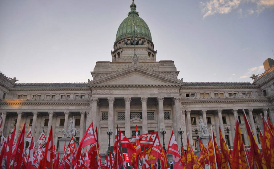 Argentinien: Großer Wahlkampfabschluss der Front der Linken und Arbeiter:innen