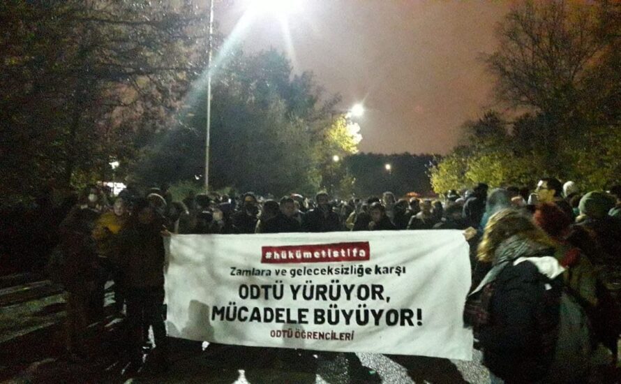 Türkei: Proteste für den Rücktritt der Regierung