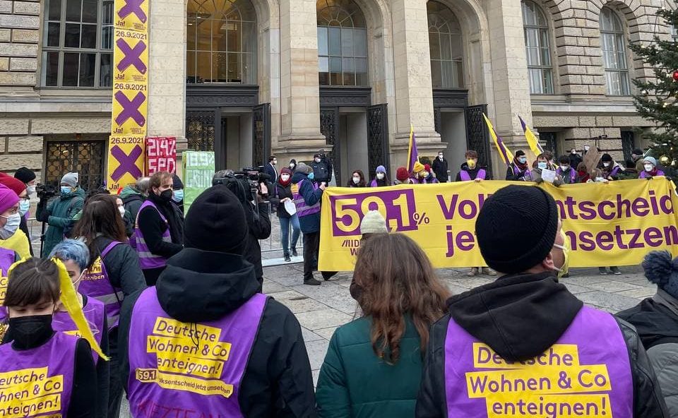 Berlin: Kundgebung zur Vereidigung des neuen Senats – Ihr verratet die Enteignung!