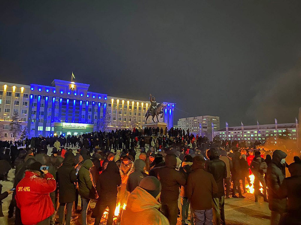 Kasachstan: Proteste gegen Gaspreiserhöhung weiten sich zum Aufstand aus