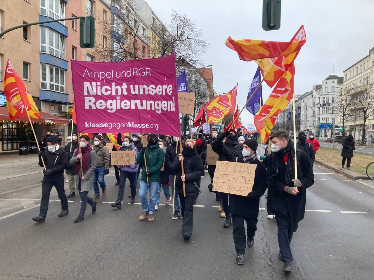 Berlin: 4.000 Teilnehmer:innen bei Liebknecht-Luxemburg-Demo 2022