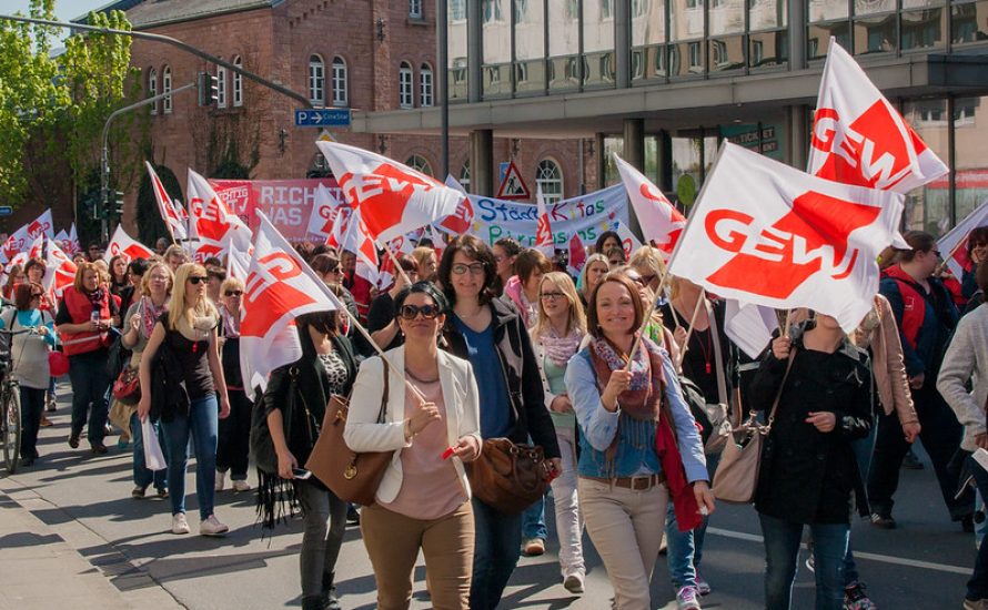 Warnstreiks im Sozial- und Erziehungsdienst am feministischen Kampftag