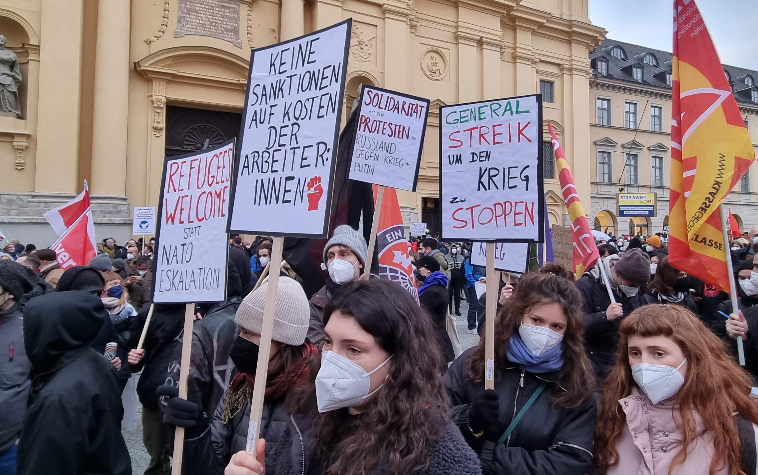 München: Nein zum Krieg! Gegen die Aufrüstung! Weder Putin noch NATO!