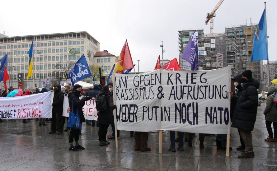 München: Erster Auftritt von „Uni gegen Krieg, Rassismus und Aufrüstung“
