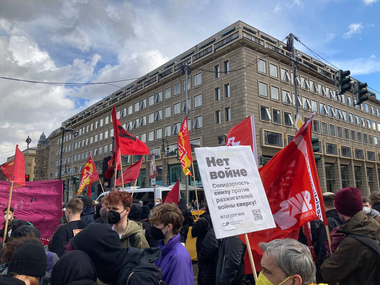 Für den Aufbau einer weltweiten antiimperialistischen Friedensbewegung!