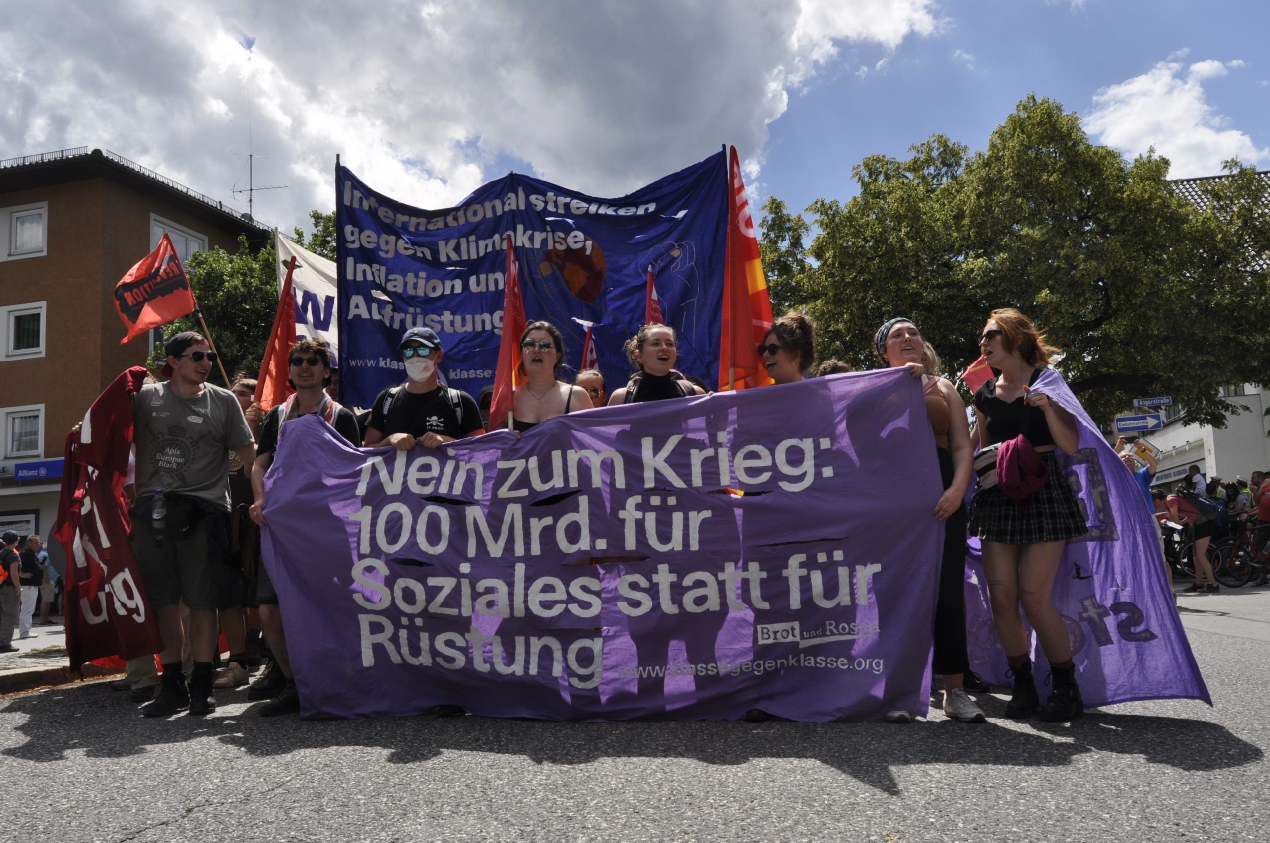 Bildergalerie: In Garmisch für den #StopG7-Protest