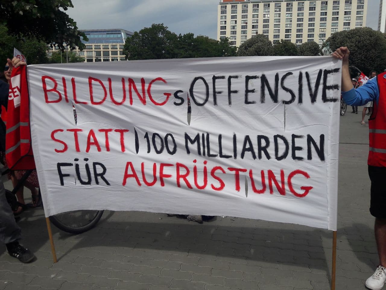 Berlin: Weniger ist mehr. GEW-Streik für kleinere Klassen