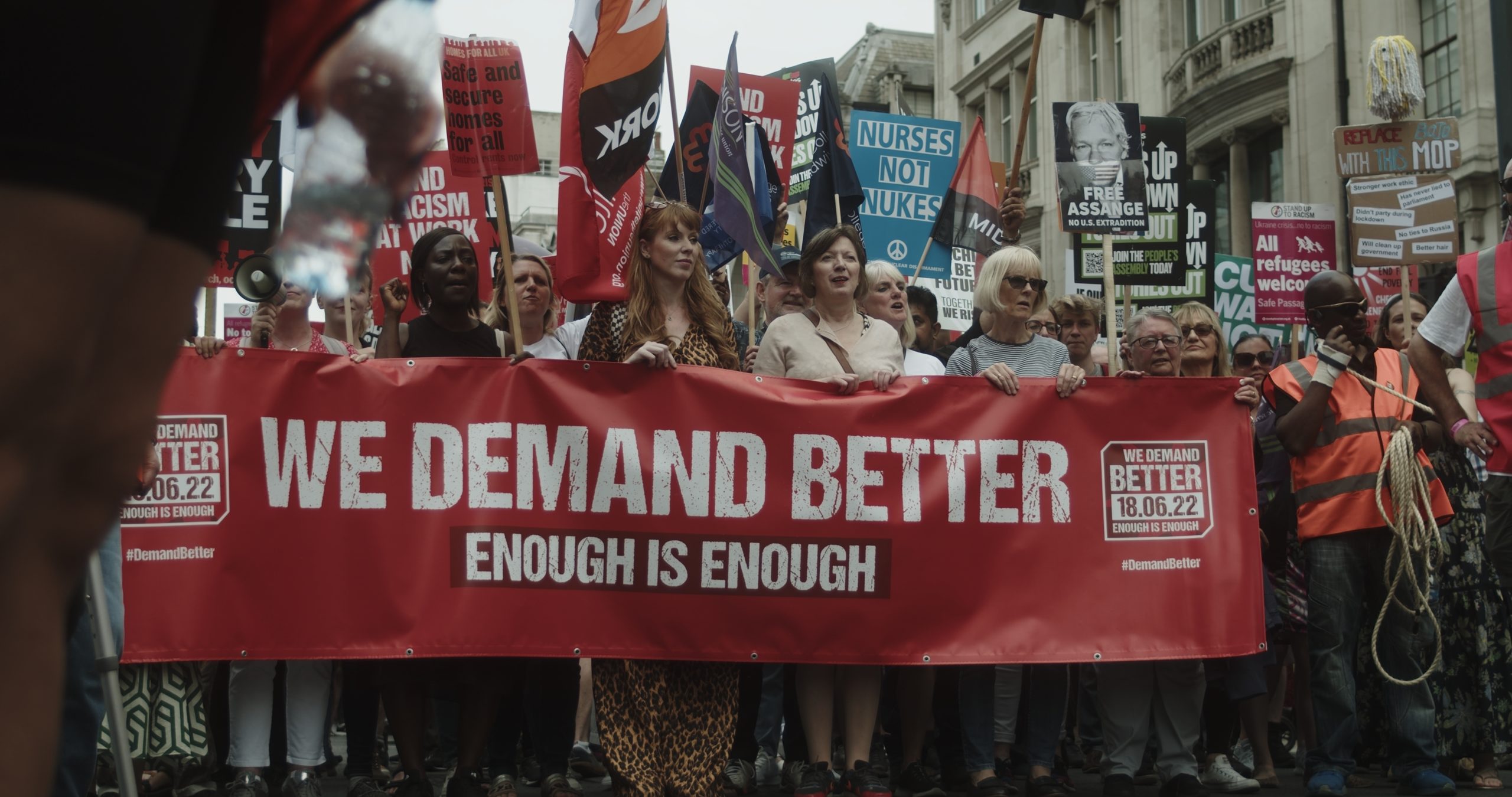 Heißer Streiksommer mündet in kämpferischen Herbst: Krise in Großbritannien wächst weiter