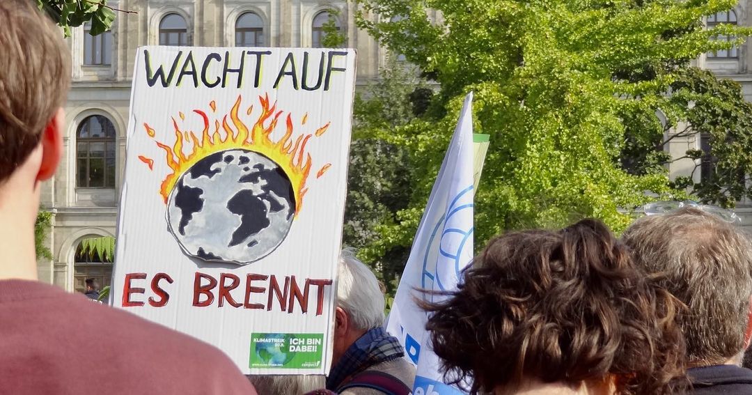 (Video) Internationaler Klimastreik: Gegen die kapitalistische Krise, die Aufrüstung und die Zerstörung des Planeten!