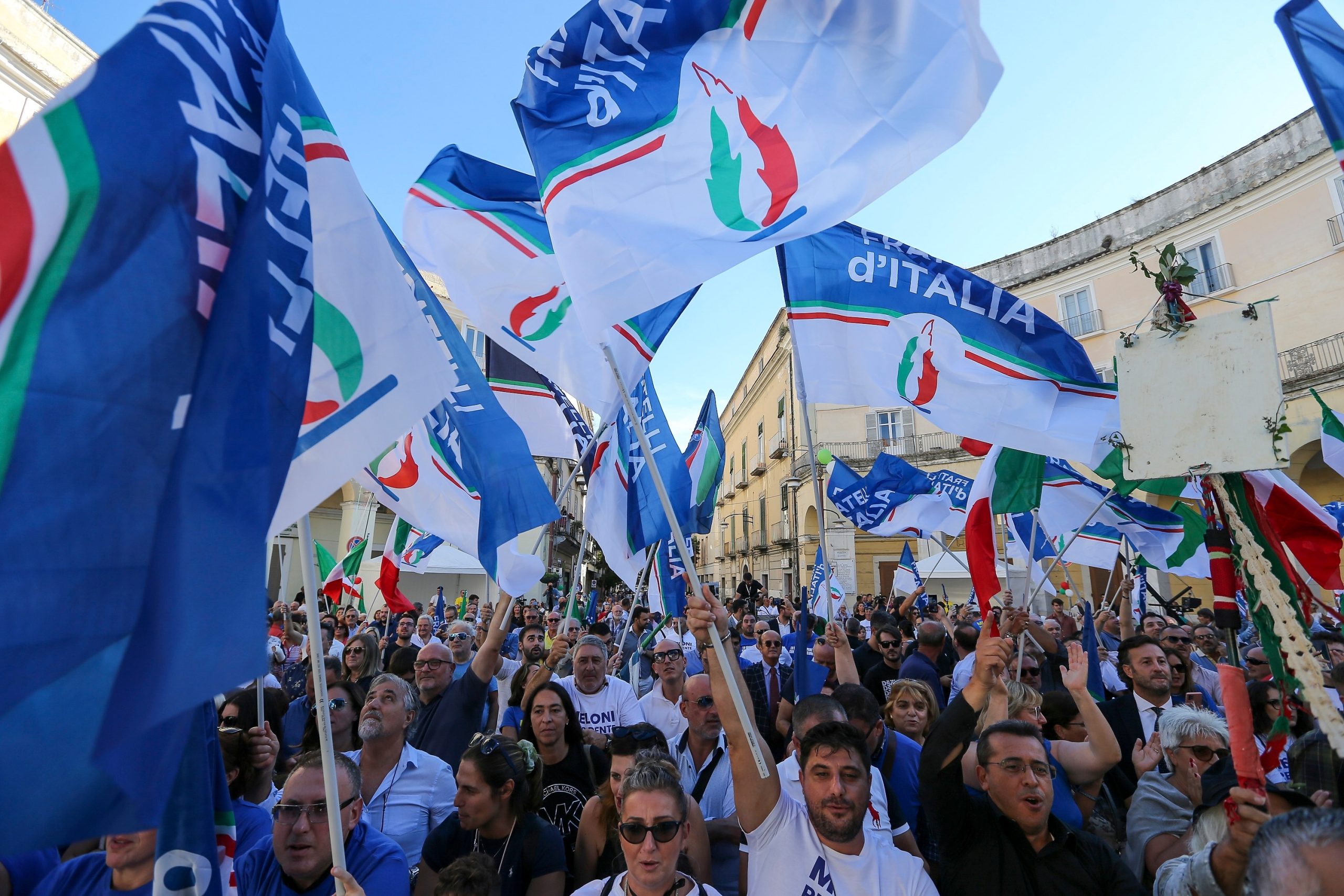 Die Ultrarechte gewinnt die Wahlen in Italien