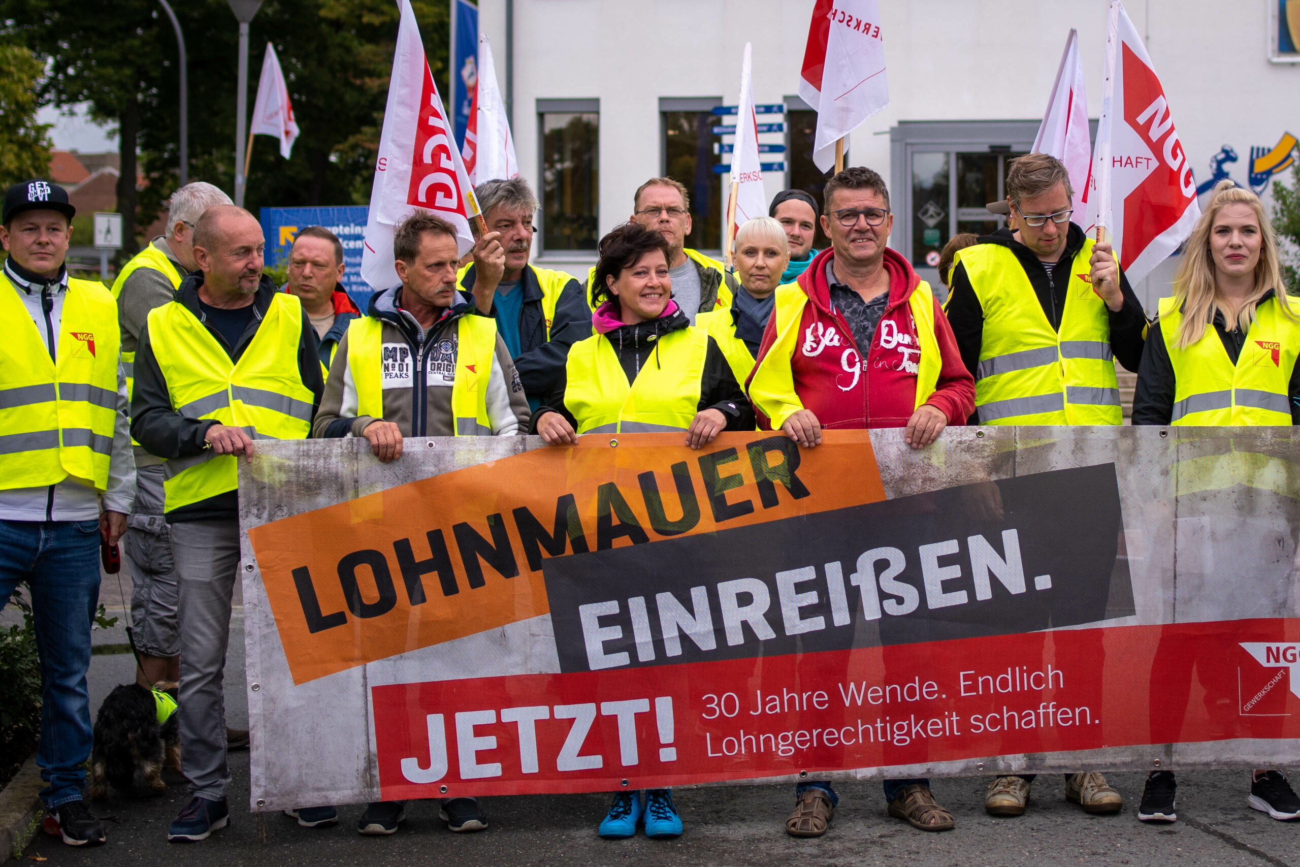 Riesa-Streik: Unterstützt die Beschäftigten im Kampf gegen die Krise!