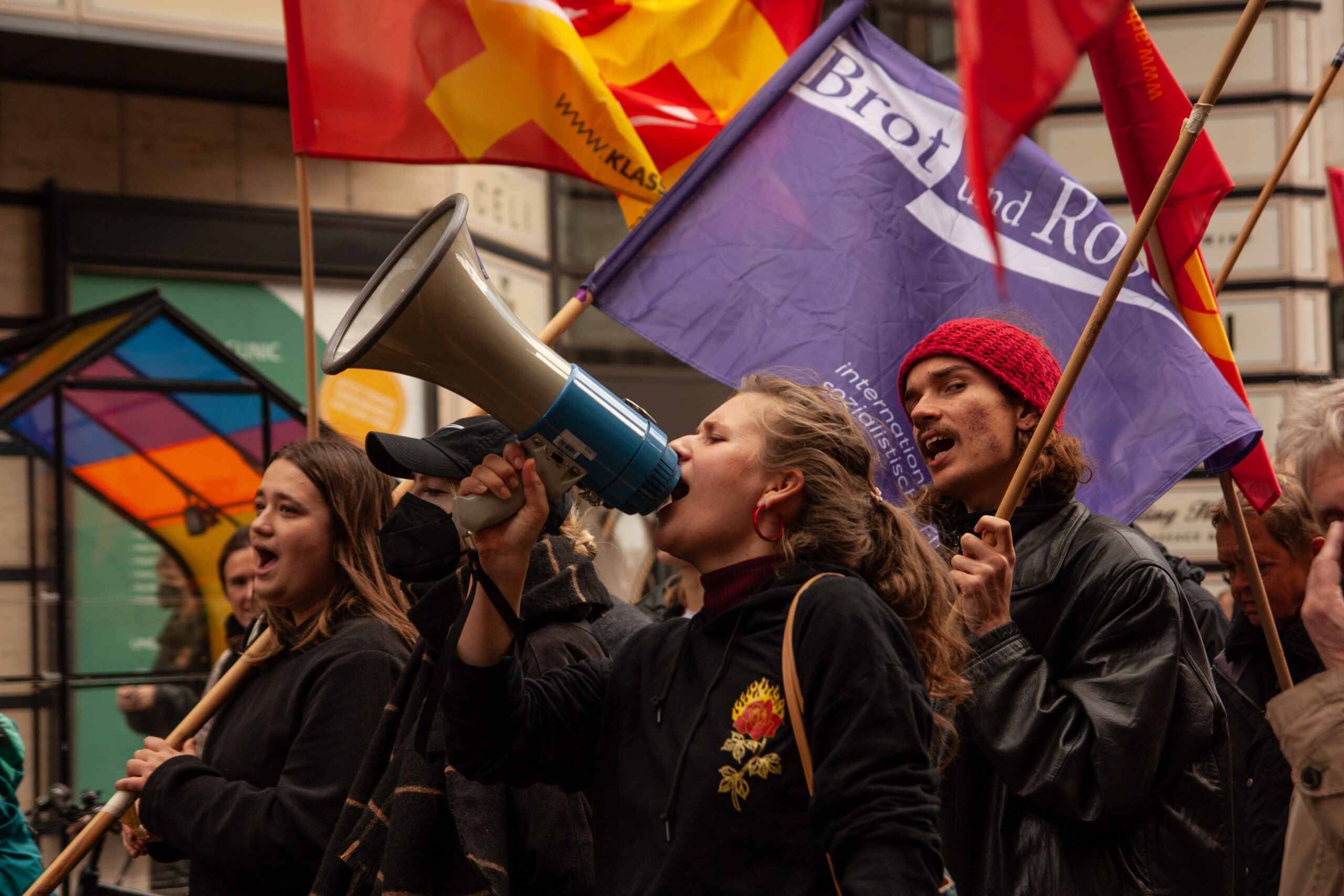 Berlin: Komm mit Klasse gegen Klasse zur Umverteilen-Demo