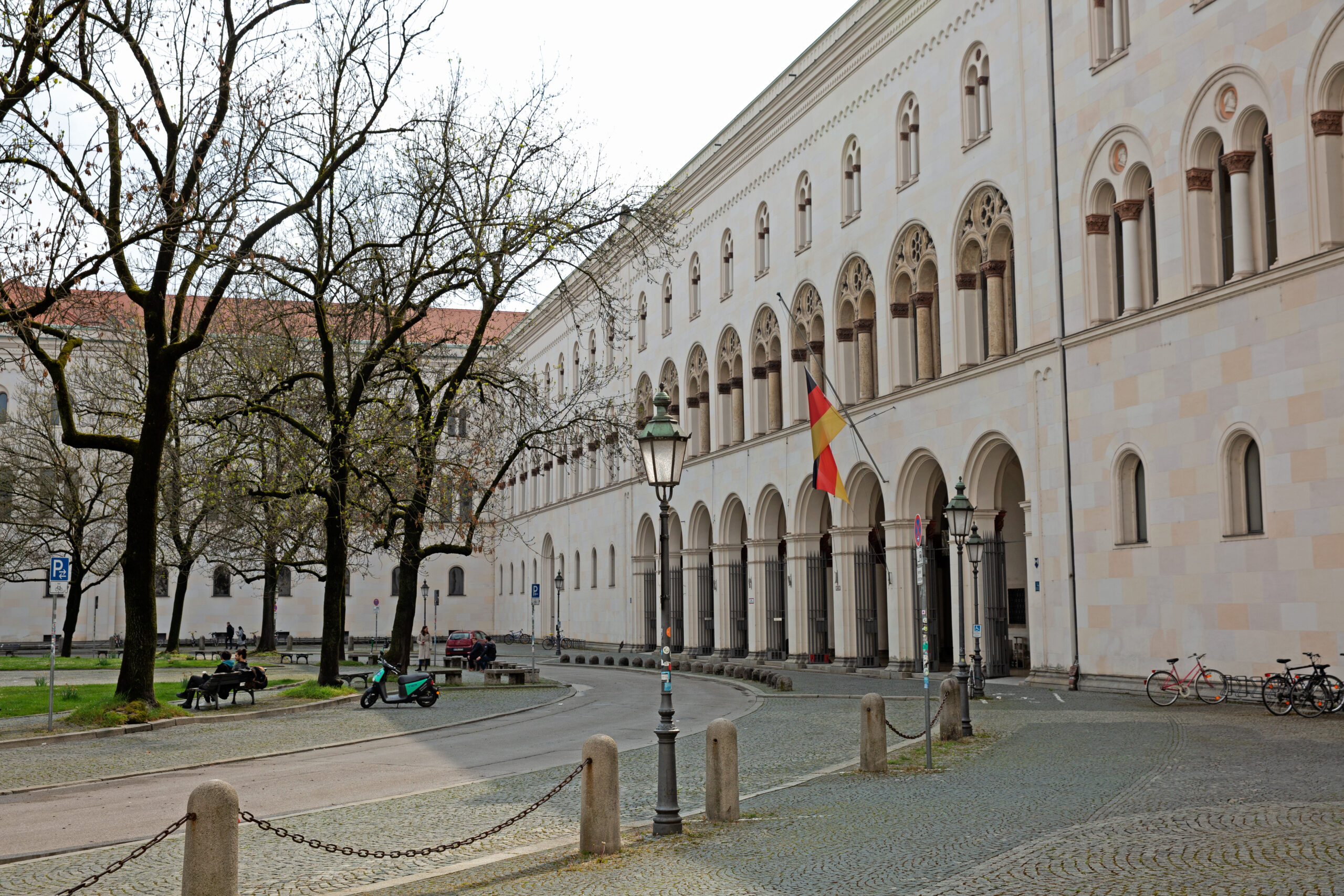 LMU München: Waffen raus aus Uni und Forschung