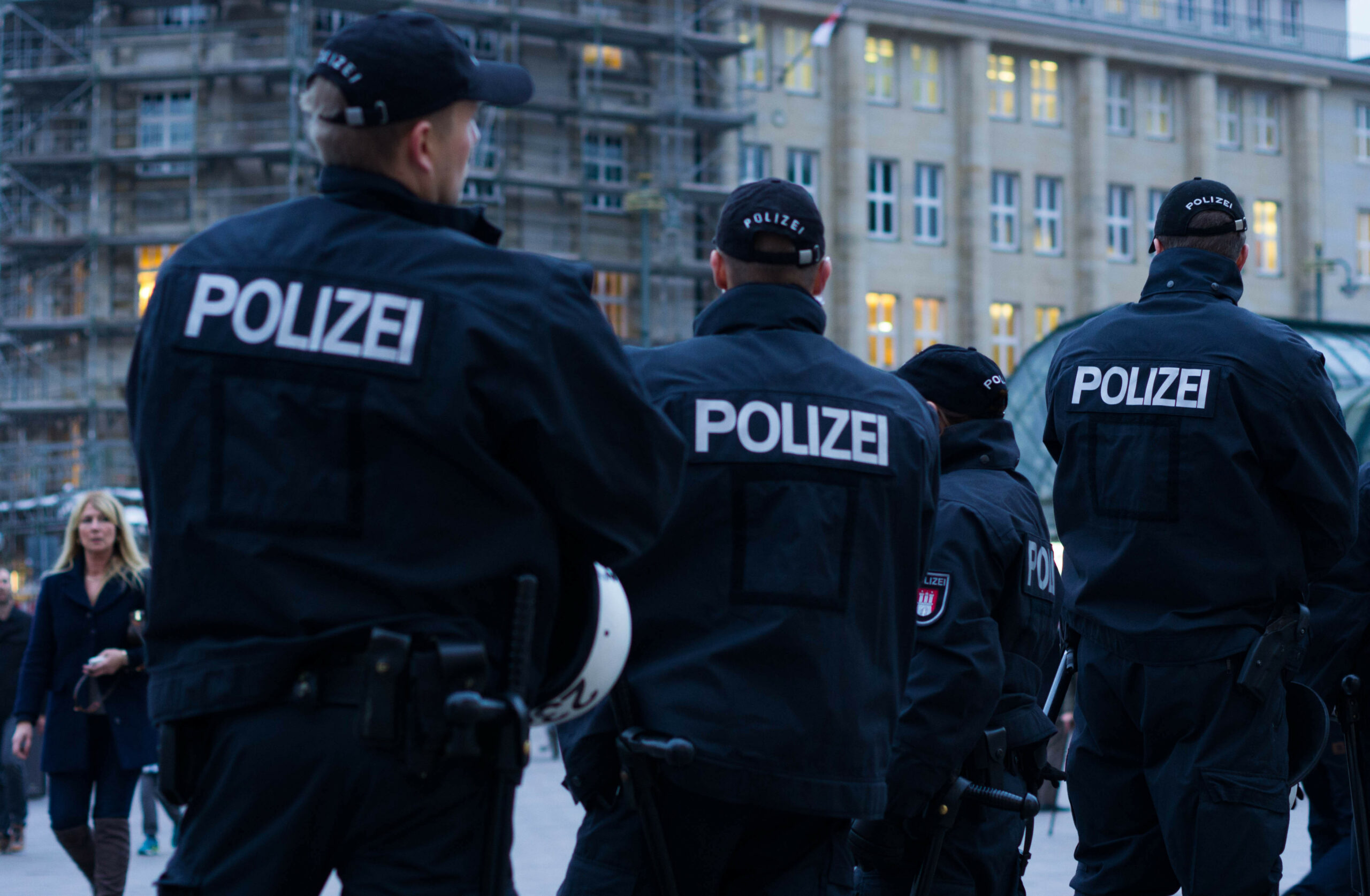 Neukölln-Komplex: Rechte Chats bei der Polizei und Freisprüche für Nazis