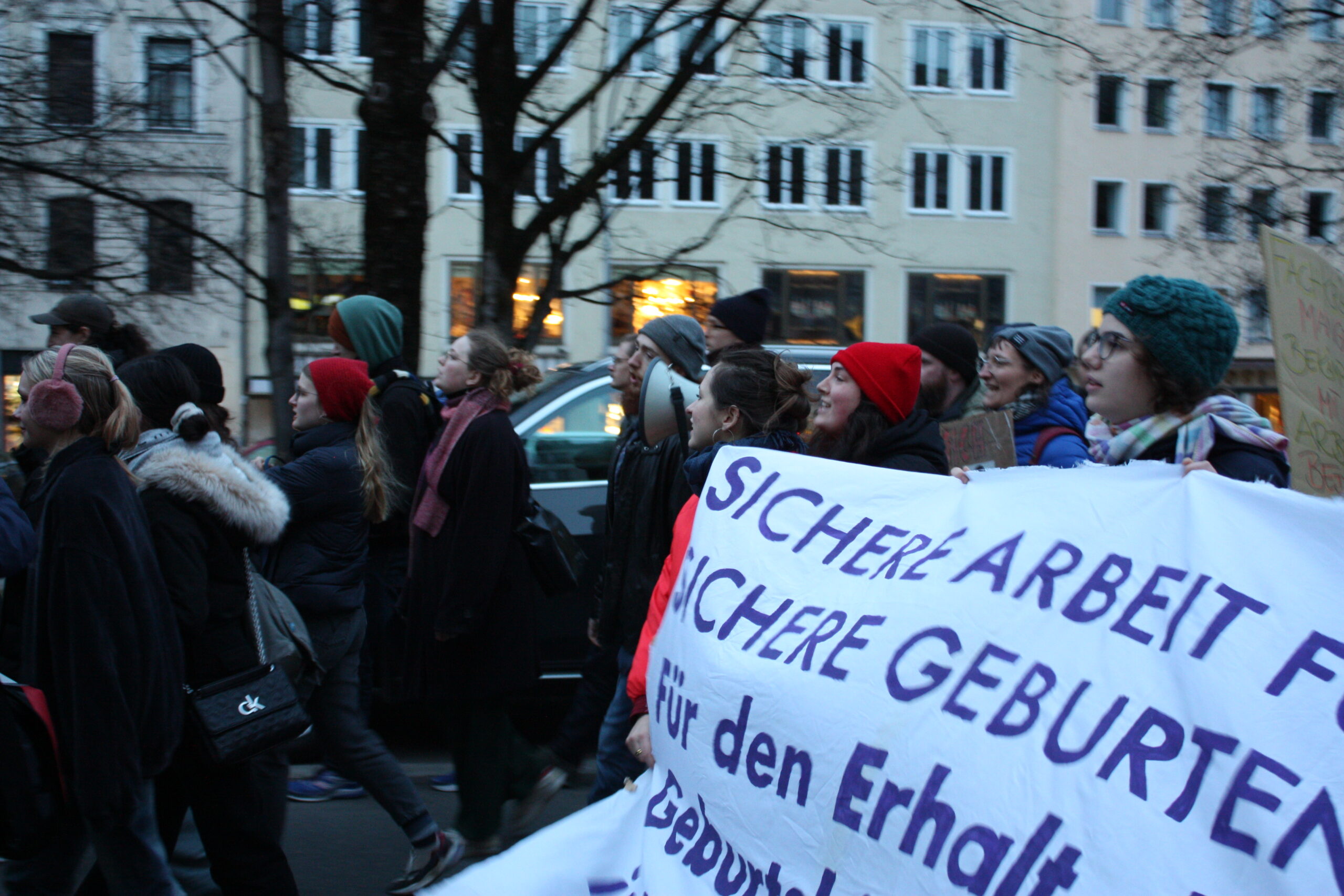 Solikomitee „Kreißsaal bleibt“: Gemeinsam gegen Einschüchterungsversuche!
