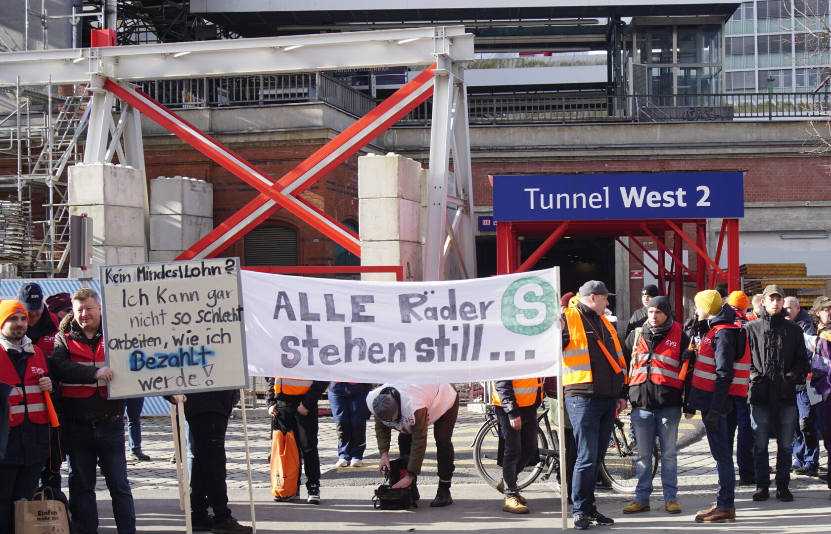 EVG-Warnstreik: Kämpfe verbinden und ausweiten