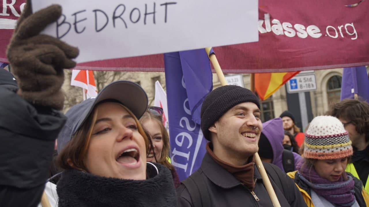 Manifest von KGK Workers: Gruppe sozialistischer Arbeiter:innen gründet sich!
