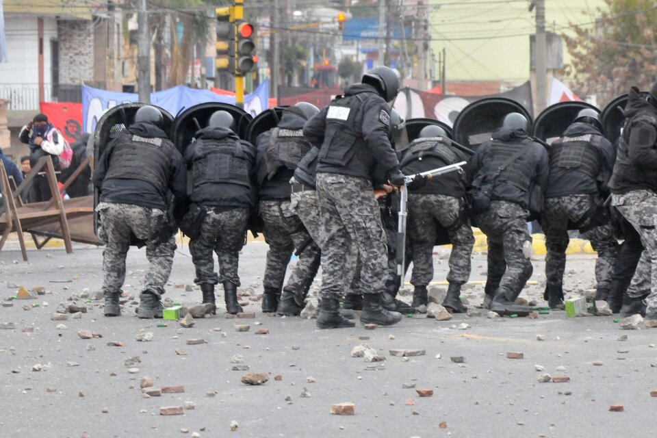 Argentinien: Polizeigewalt, Verhaftungen und Demonstrationen in Jujuy