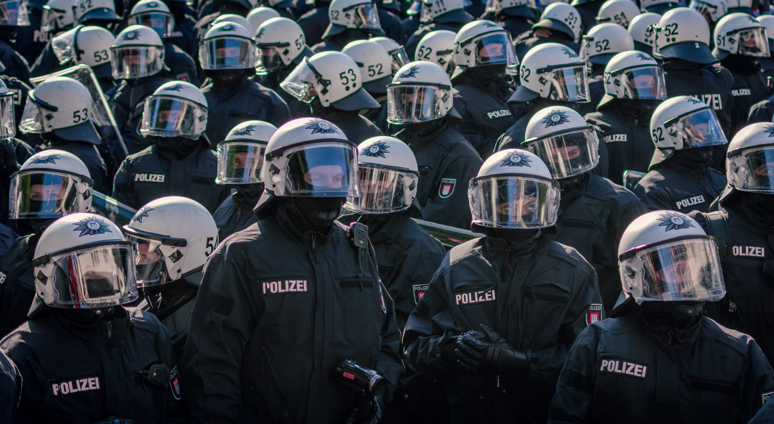 Vor dem Berliner „Sicherheitsgipfel“: Schwarz-Rot will mehr Repression