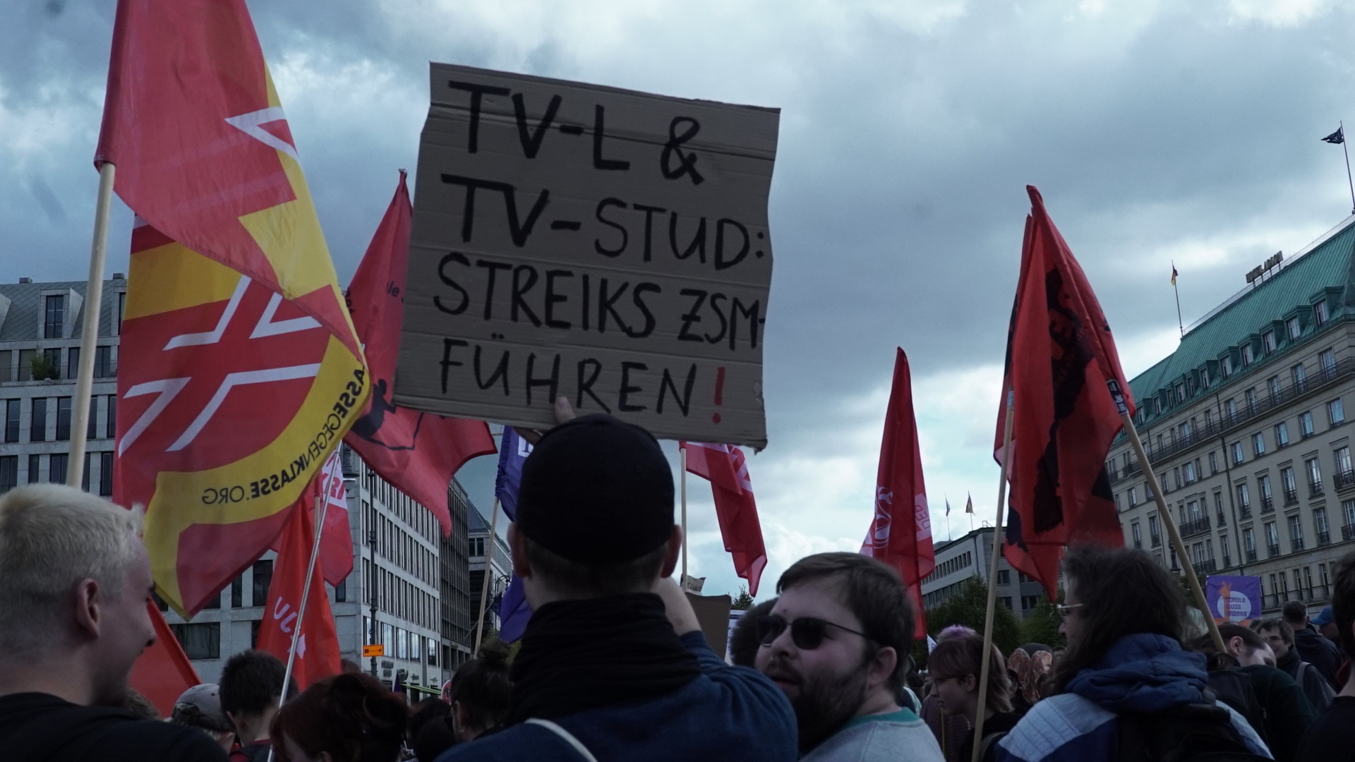 FU Berlin: Vollversammlung für Streikdemokratie und Aktionskomitees