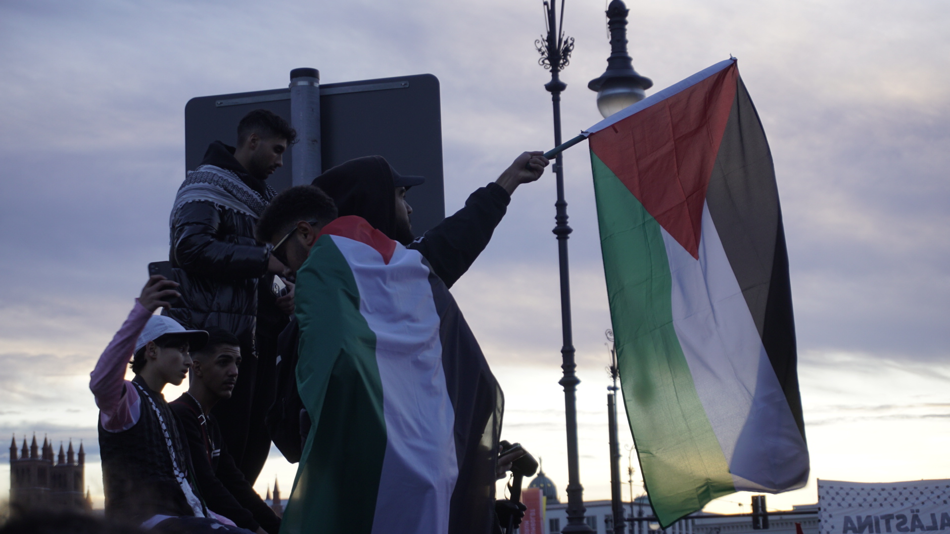 Die Solidarität mit Palästina in das StuPa der FU bringen