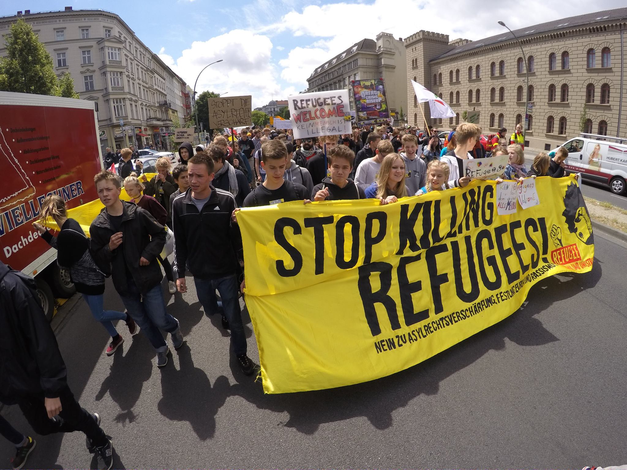 Konferenz mit 70 Jugendlichen für bundesweiten Schulstreik gegen Rassismus am 27. April