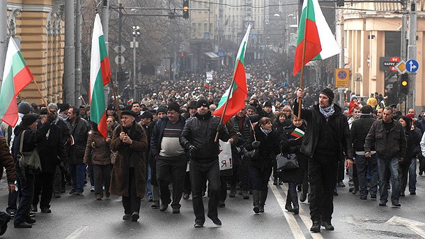 Demonstrationen und Rücktritt der Regierung in Bulgarien