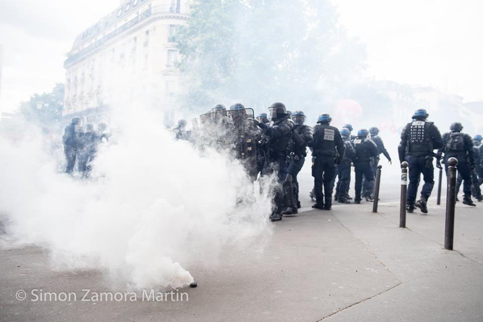 [Fotoreportage] Eine Million Menschen streiken in Paris