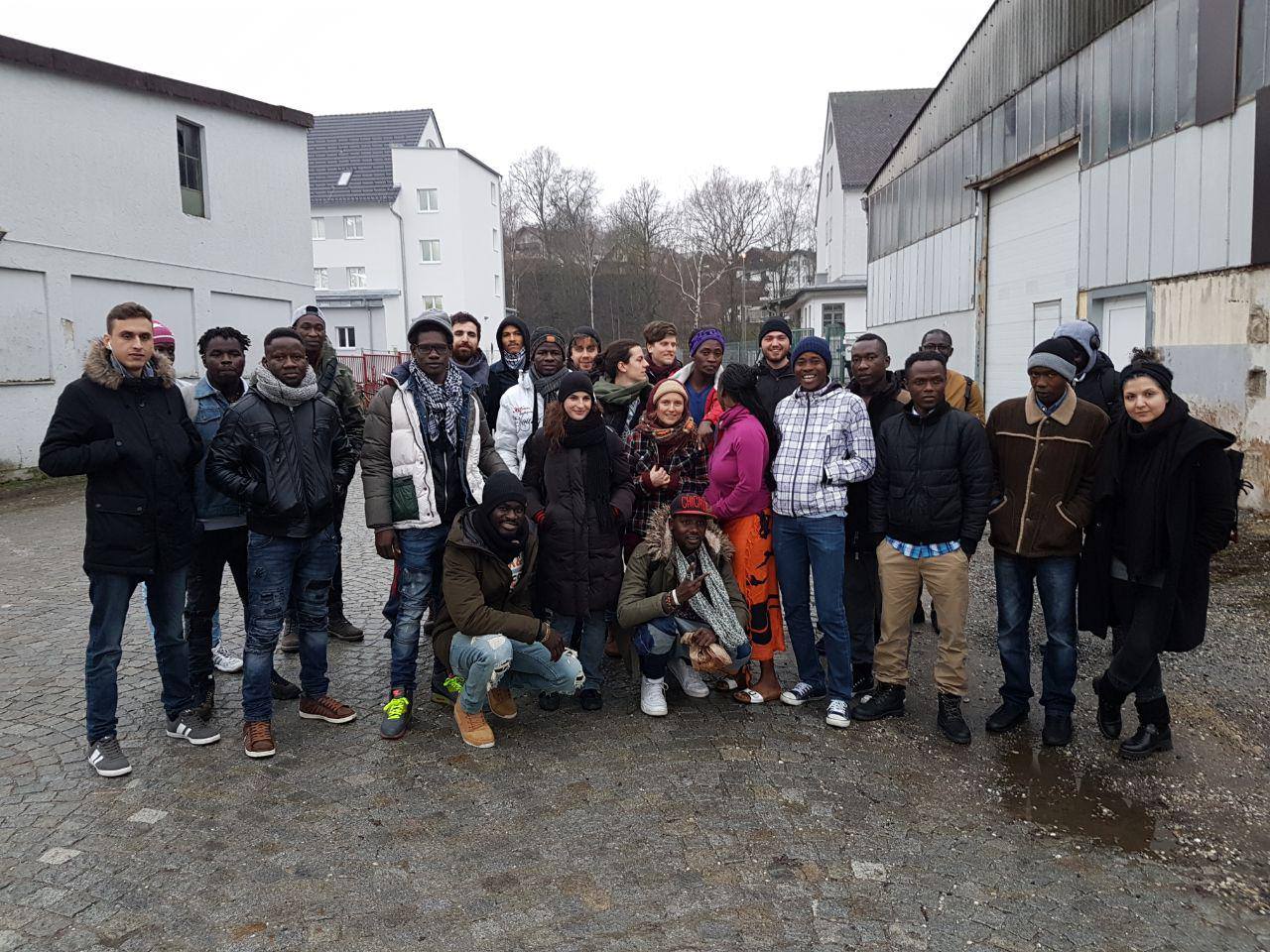 Keine stille Nacht in Deggendorf: Refugee-Demos gegen Abschiebungen und Nazis