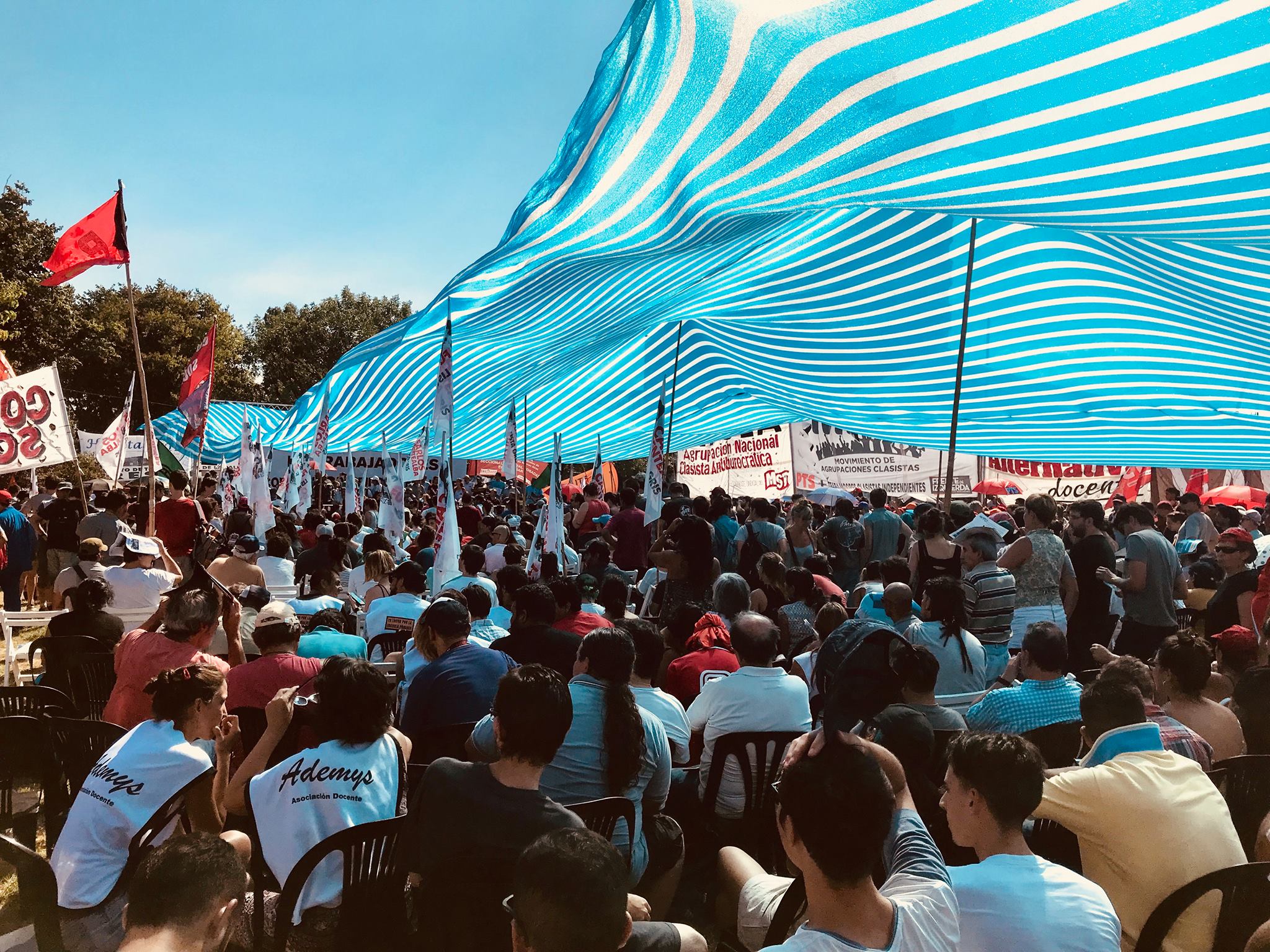 Argentinien: Krankenhaus-Beschäftigte kämpfen gegen Entlassungen und organisieren landesweite Versammlung