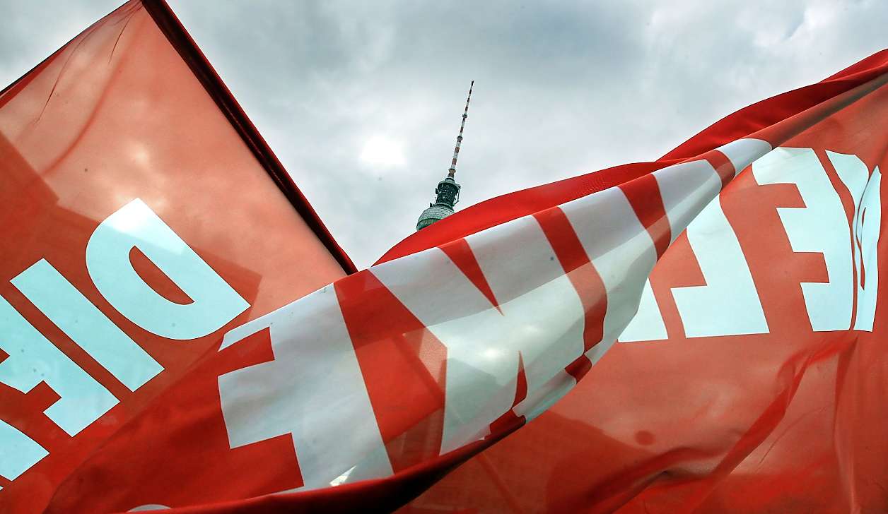 Sollten Revolutionär*innen als linker Flügel der Berliner Regierungskoalition auftreten?
