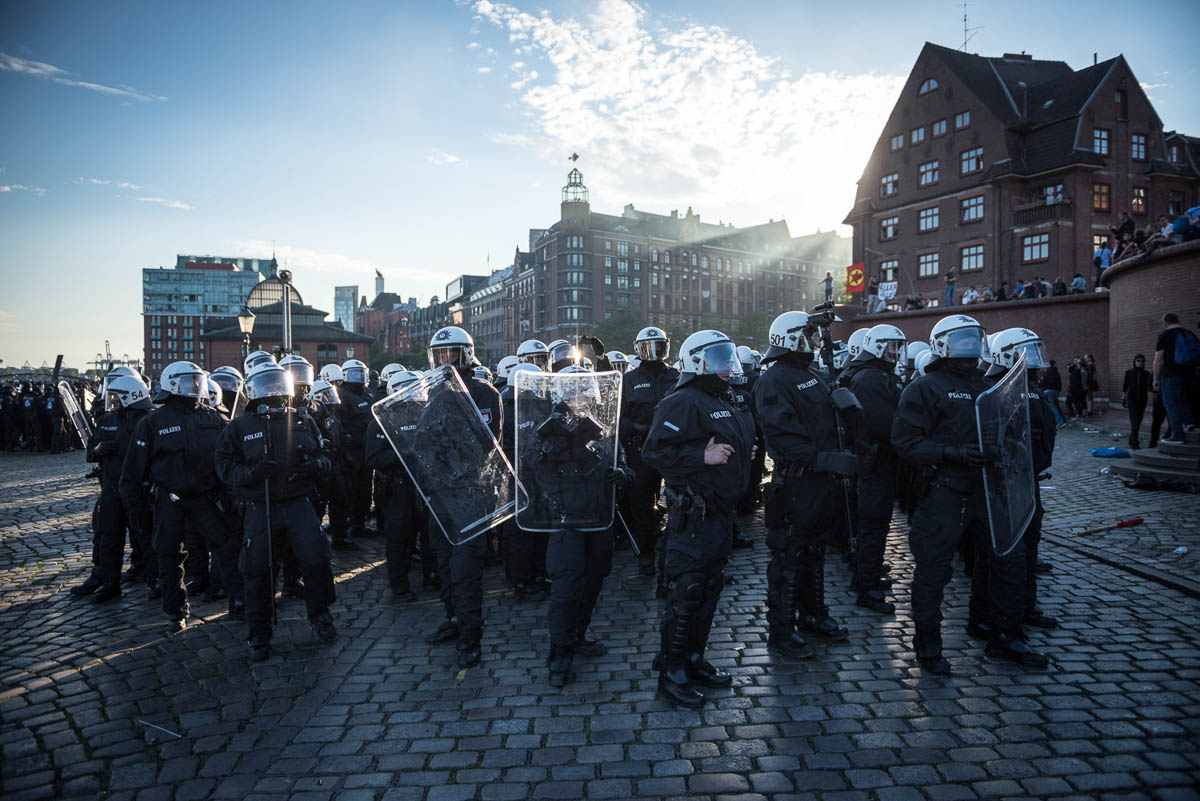 War die Polizei in Hamburg „überfordert“?