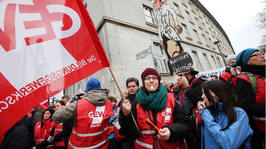 Warnstreik beim TV-L: Kämpfe verbinden!