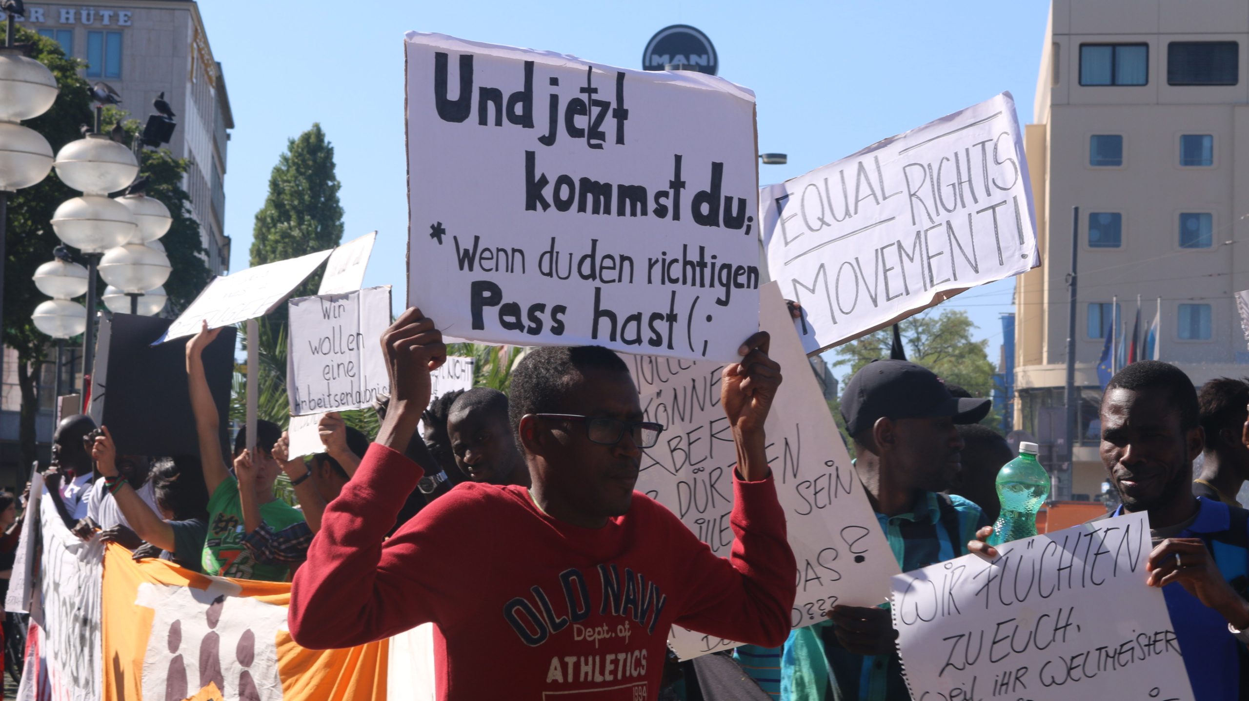 Wahlrecht für alle, die hier leben!