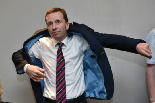 AfD und Alfa: Wer vertritt die Rechten?