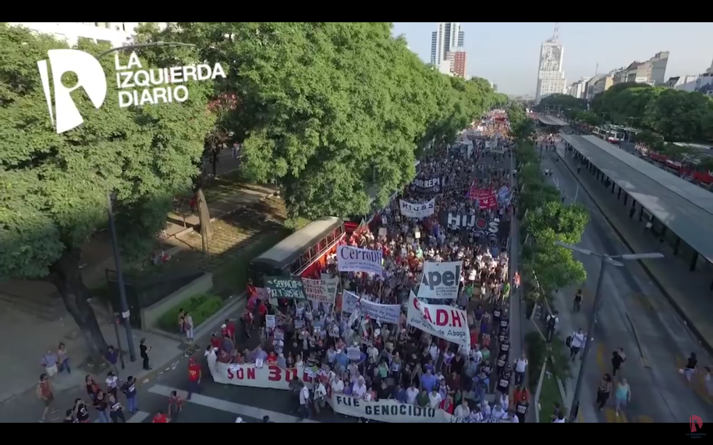 [Video] Massive Mobilisierung in Argentinien zum 41. Jahrestag des Militärputsches