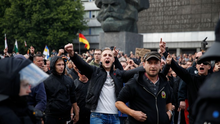 [Video] Nazis in Chemnitz: 