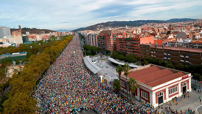[Video] Massiver Generalstreik: 2,5 Millionen auf den Straßen Kataloniens