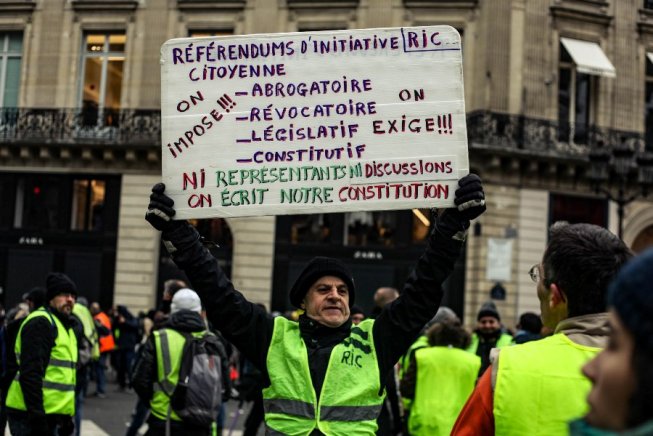Ein-Kammer-Parlament statt Volksabstimmung  – ein Vorschlag für die französischen Gelbwesten