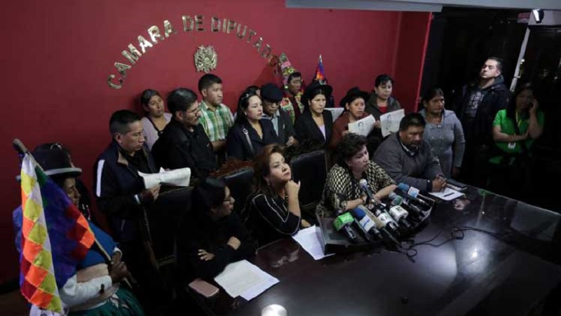 Bolivien: Abgeordnete der MAS akzeptieren Wahlen mit Áñez und den Putschisten
