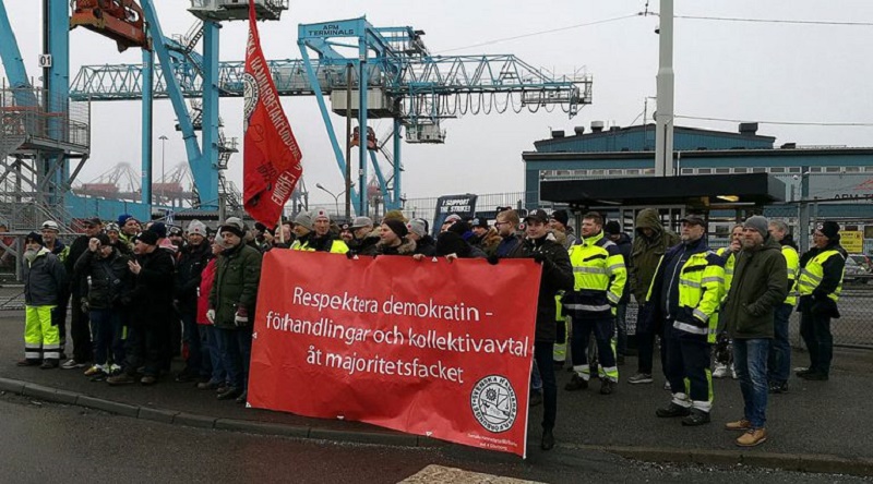 Hafenarbeiter*innen in Schweden gehen auf die Barrikaden