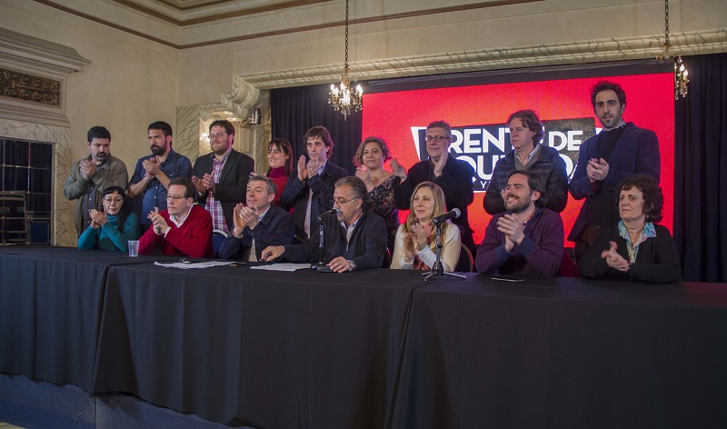 Vorwahlen in Argentinien: Front der Linken und der Arbeiter*innen (FIT) erhält knapp eine Million Stimmen