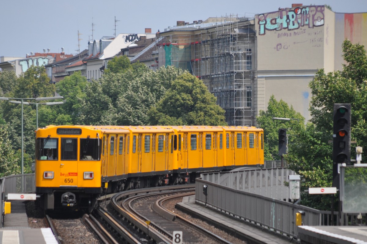 BVG spart auf Kosten von Arbeiter*innen und Passagieren