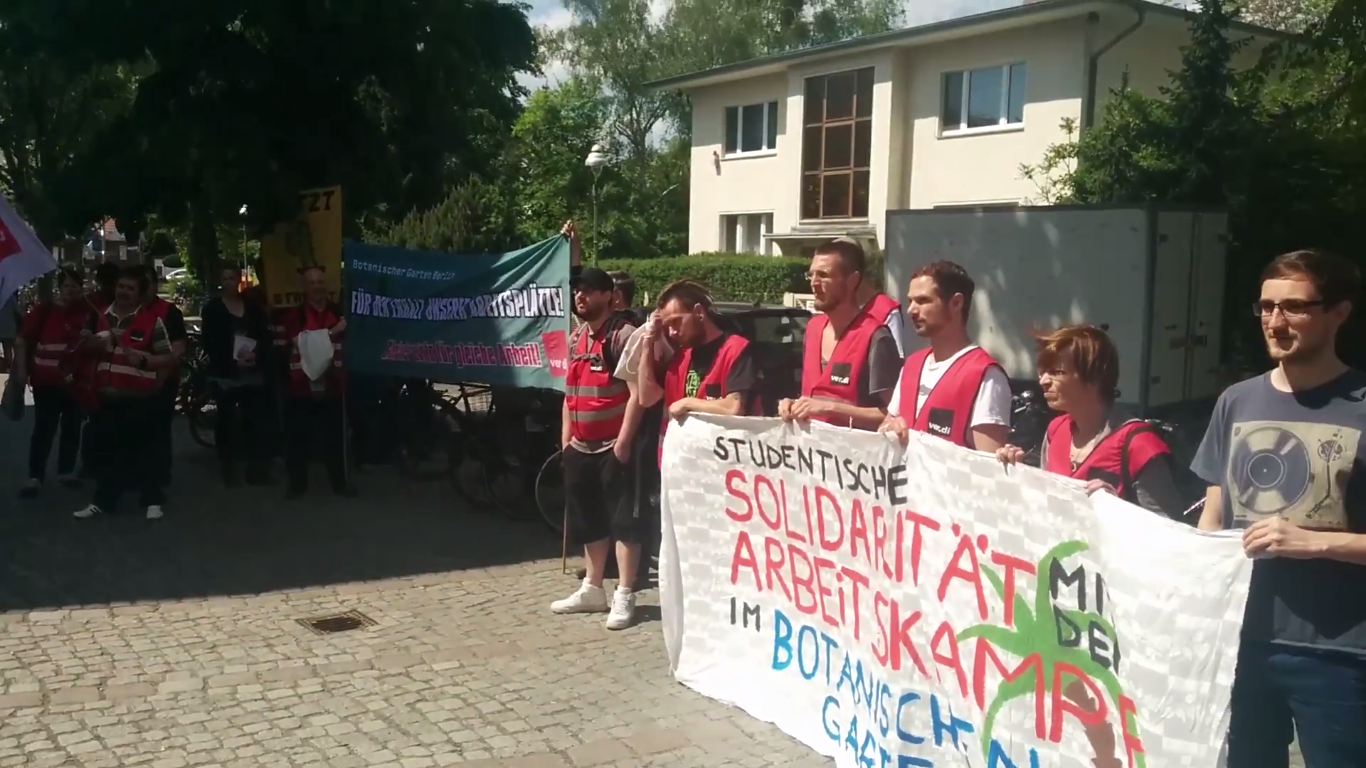 [Video] Gleicher Lohn für gleiche Arbeit: Streik im Botanischen Garten in Berlin
