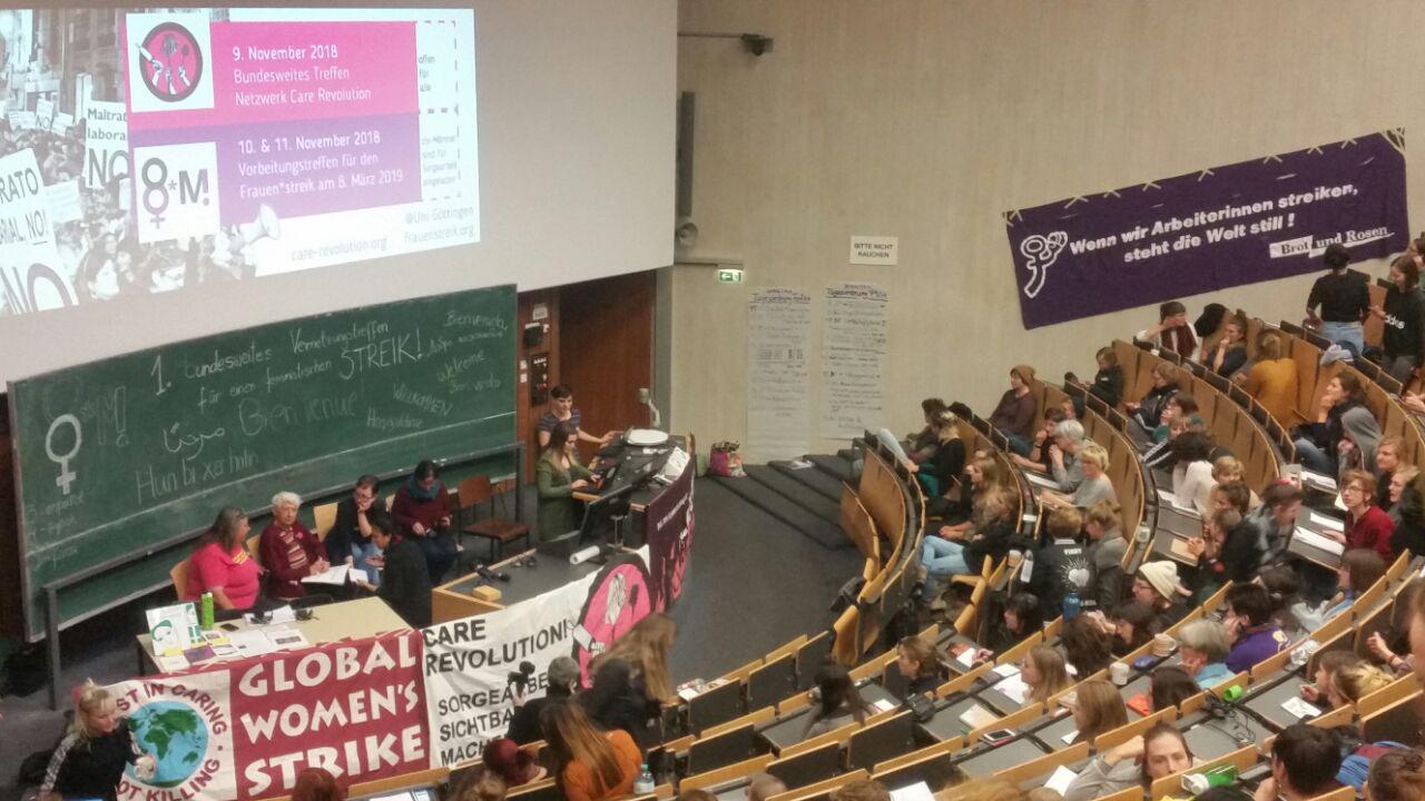 Bundesweites Vernetzungstreffen in Göttingen: Ein wichtiger Schritt zum Frauen*streik