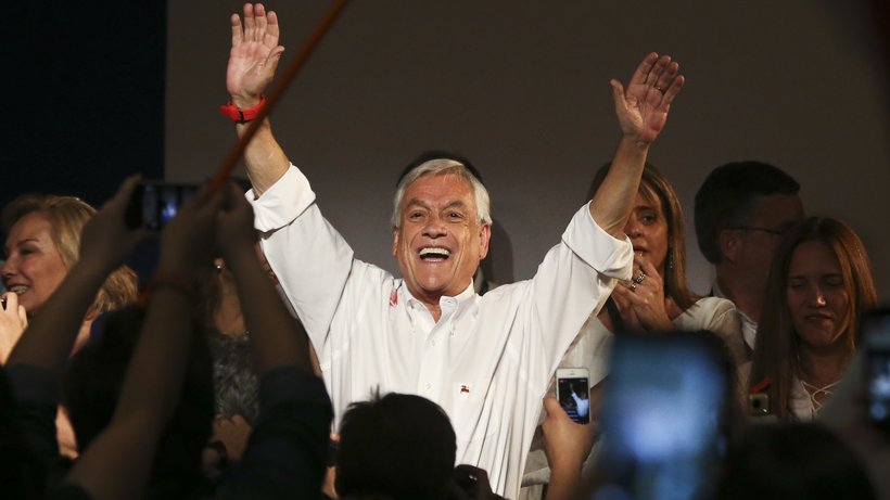 Wahlen in Chile: Rechter Milliardär verfehlt überraschend die absolute Mehrheit, Linke gewinnt hinzu