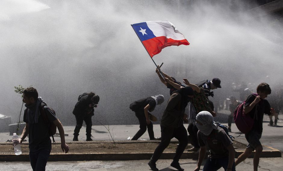 [Liveticker] Chile brennt, die Massen fordern den Sturz der Regierung