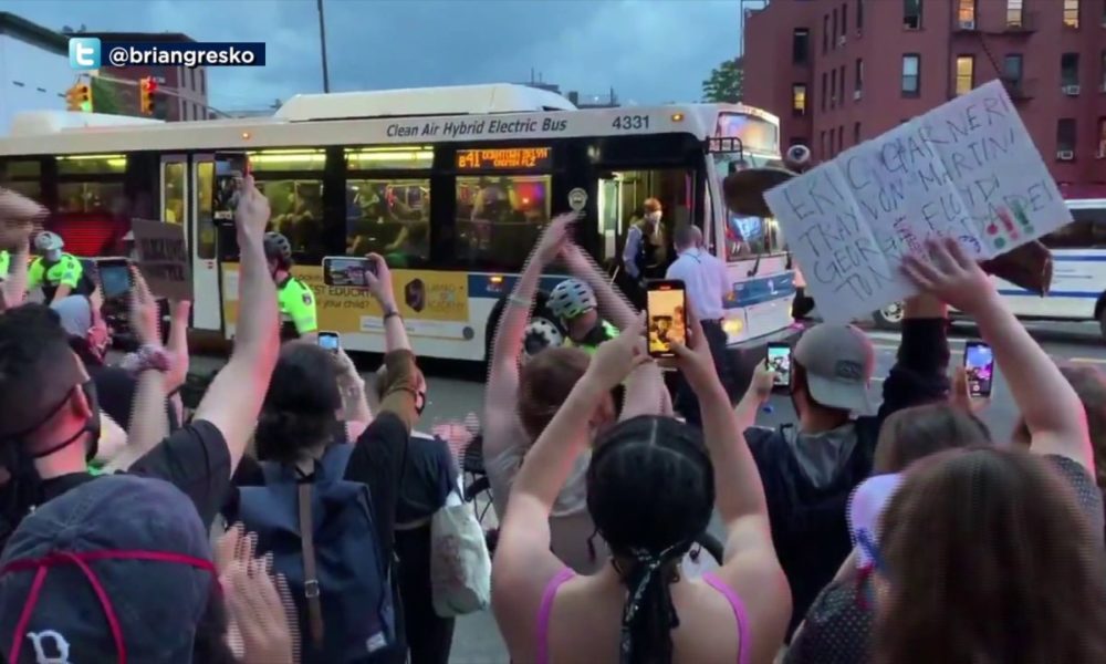 New Yorker Busfahrer*innen weigern sich verhaftete Demonstrant*innen abzutransportieren