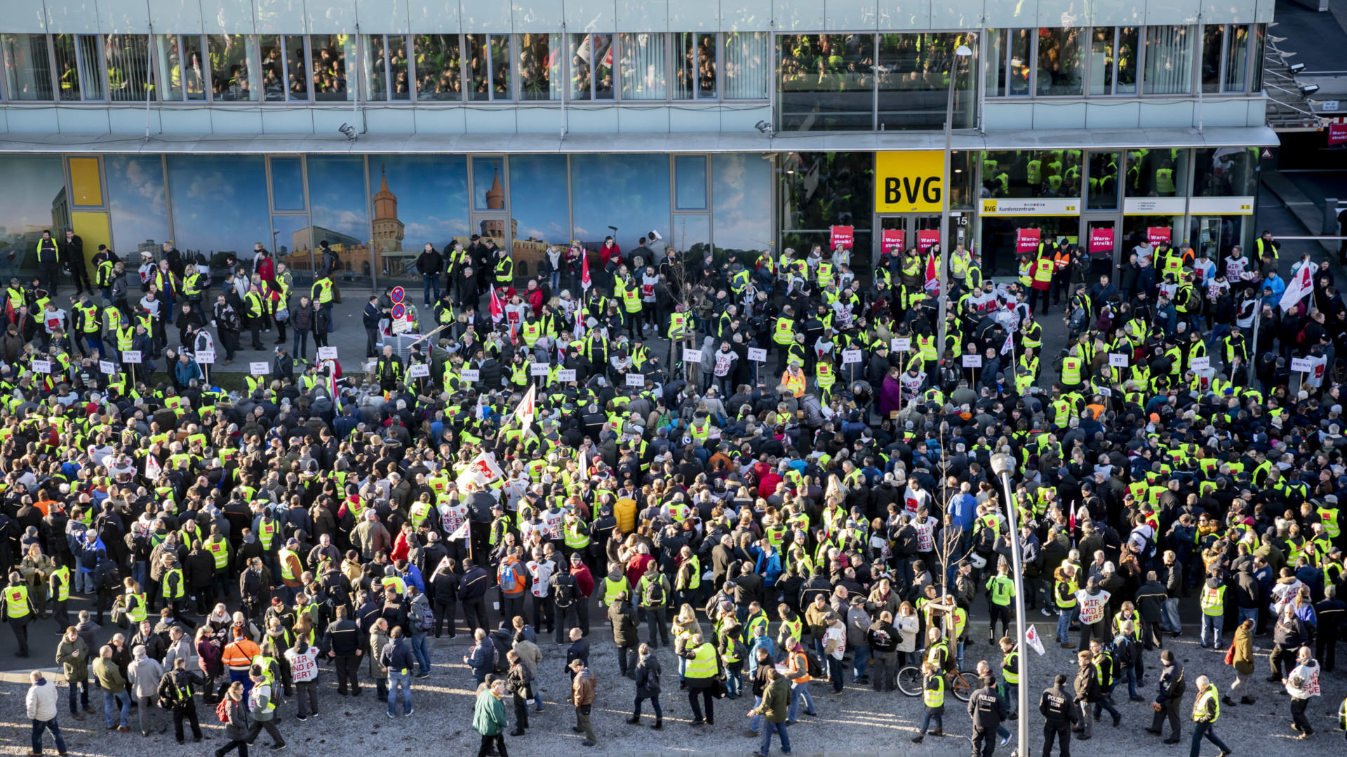 Streikwelle in Berlin: BVG, CPPZ, TV-L – die Stadt liegt lahm